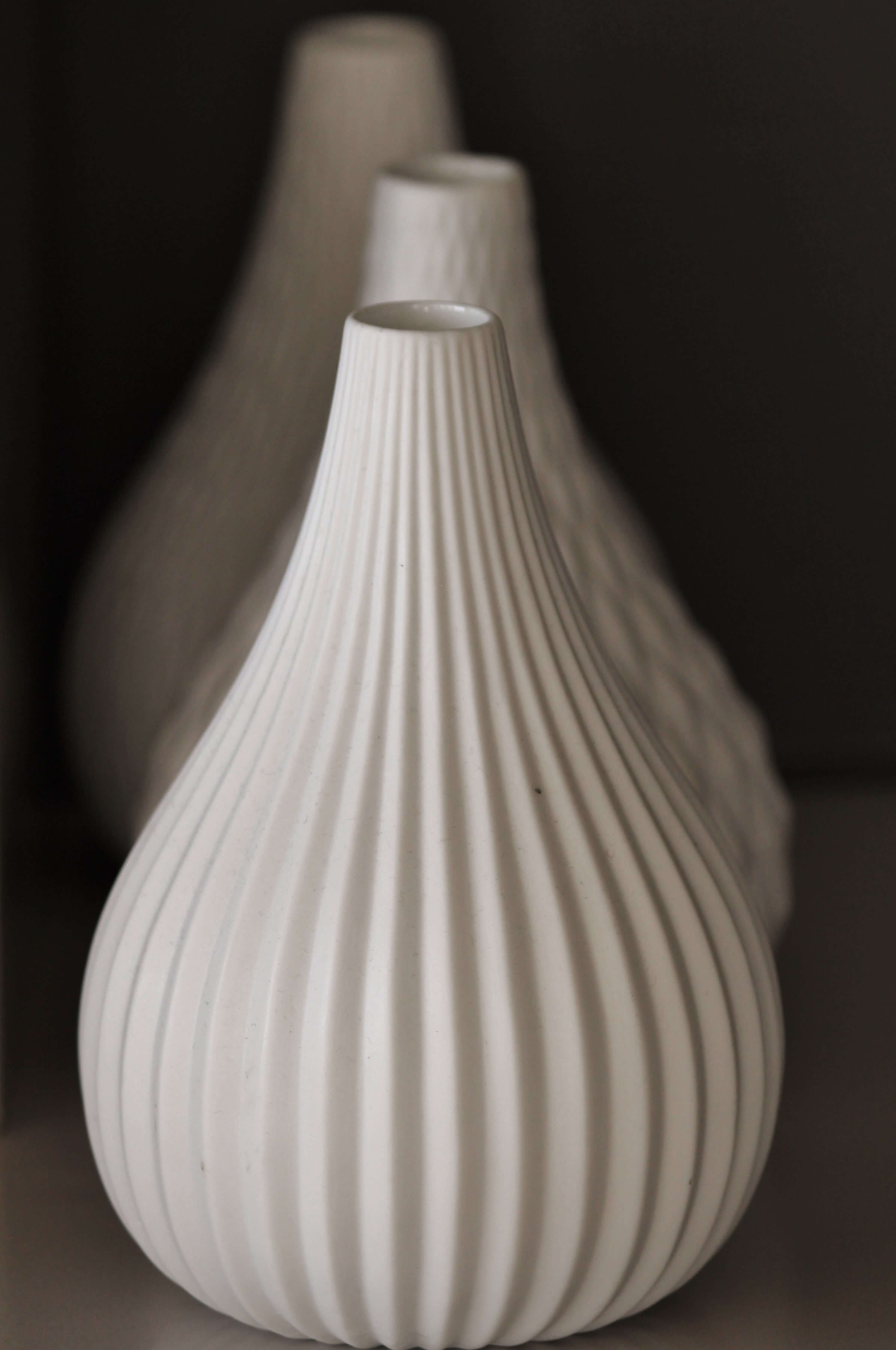 Morph White Vase Decoration Pattern Ceramic Lamp