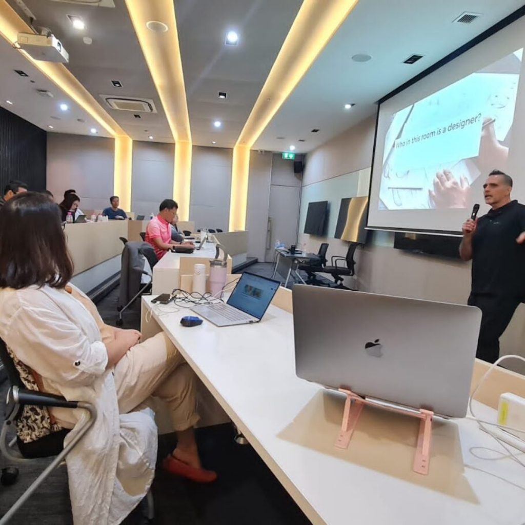 Morph delivers classes and workshops to support groups learning and delivering positive change.